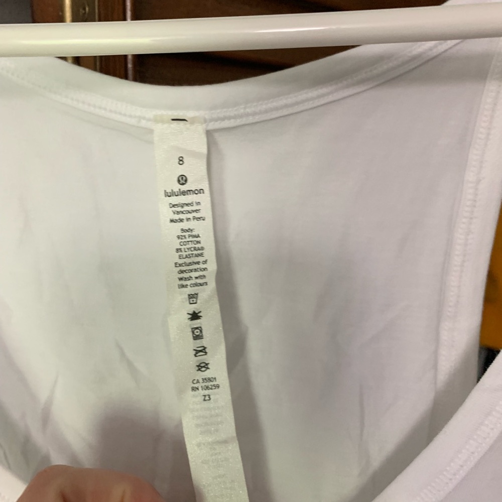 Lululemon “open ends tank”